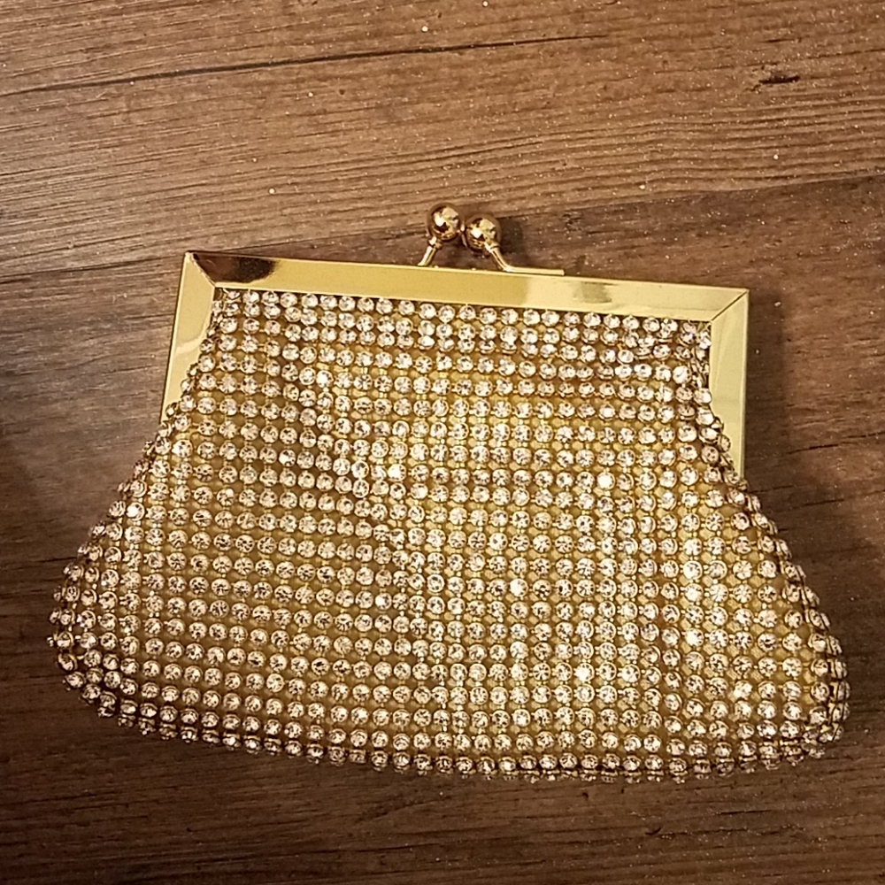 Fancy clutch